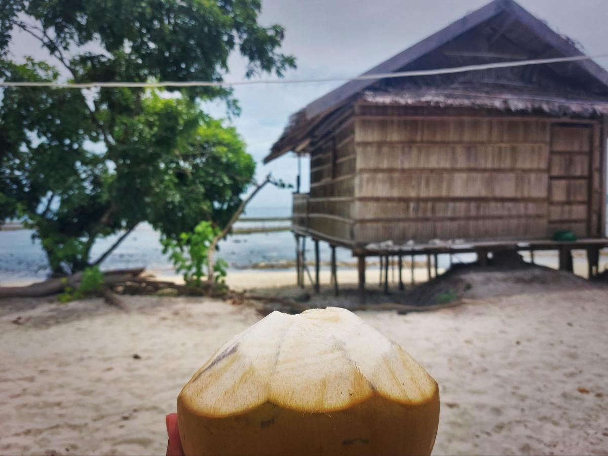 West Mansuar Homestay Pulau Mansuar Esterno foto